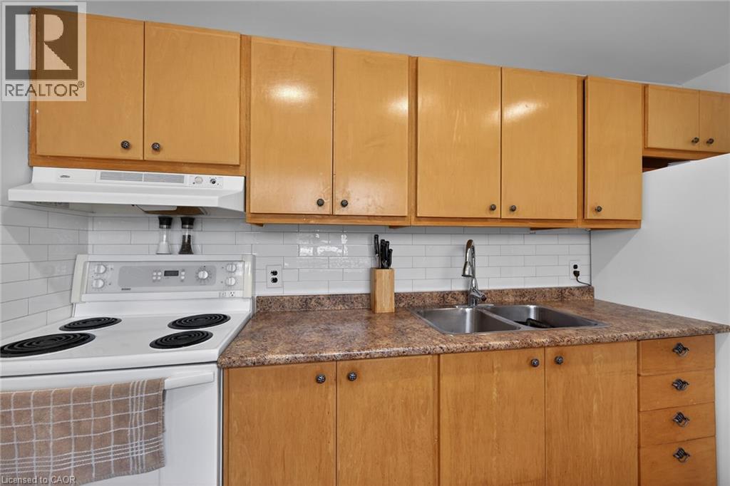 184 Elgin Street, Brantford, Ontario  N3S 5A6 - Photo 8 - 40823842