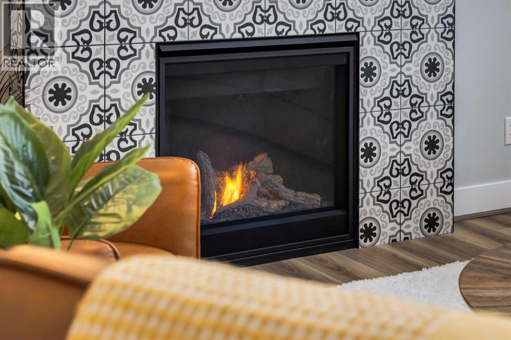 18 South Shore Bay, Chestermere, Alberta  T1X 2R9 - Photo 8 - A2276727