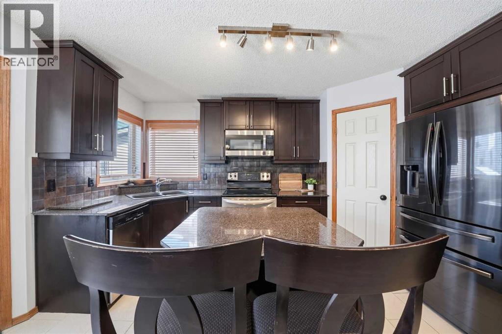 263 Coral Keys Drive NE, Calgary, Alberta  T3J 3K5 - Photo 13 - A2288400