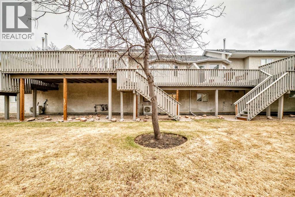 19 Sunlake Gardens SE, Calgary, Alberta  T2X 3G4 - Photo 35 - A2300691