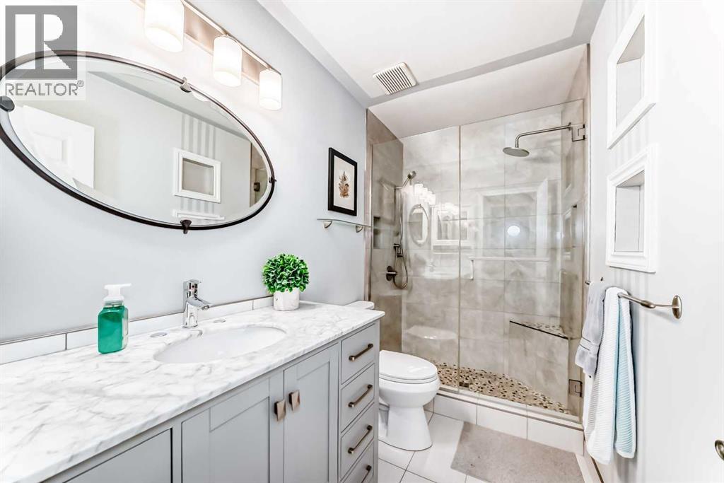 19 Sunlake Gardens SE, Calgary, Alberta  T2X 3G4 - Photo 25 - A2300691