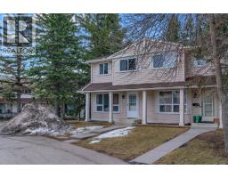 174 Woodmont Terrace SW, Calgary, Alberta