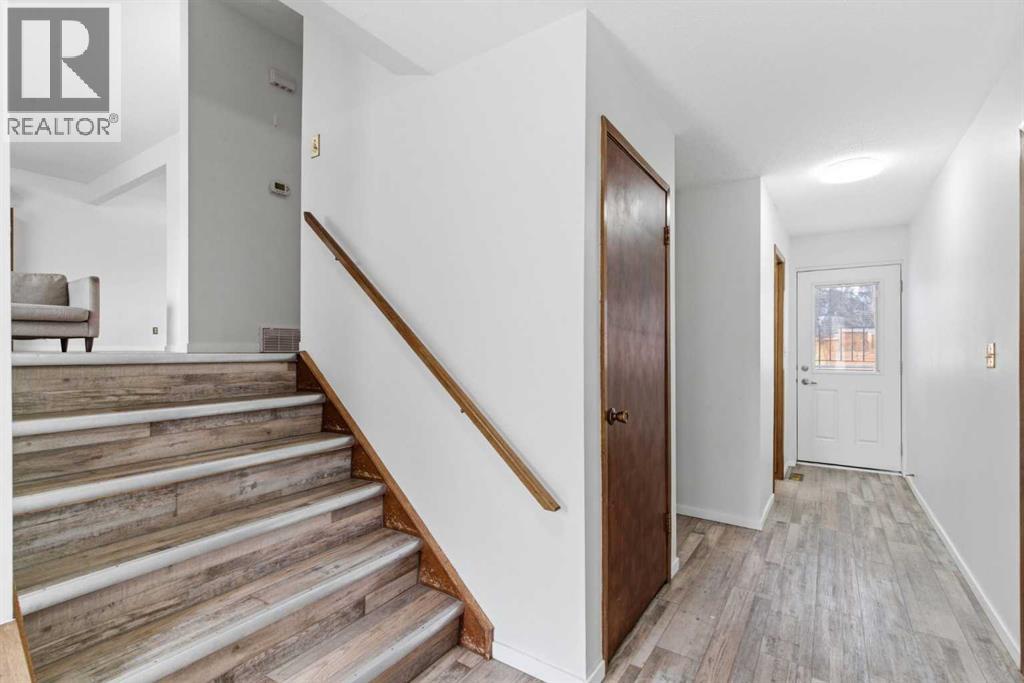 5048 Dalhart Road Nw, Calgary, Alberta  T3A 1V8 - Photo 10 - A2304083