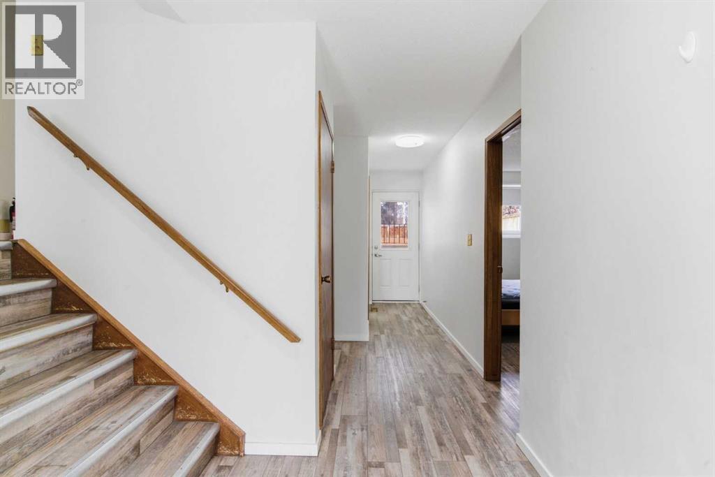 5048 Dalhart Road Nw, Calgary, Alberta  T3A 1V8 - Photo 4 - A2304083