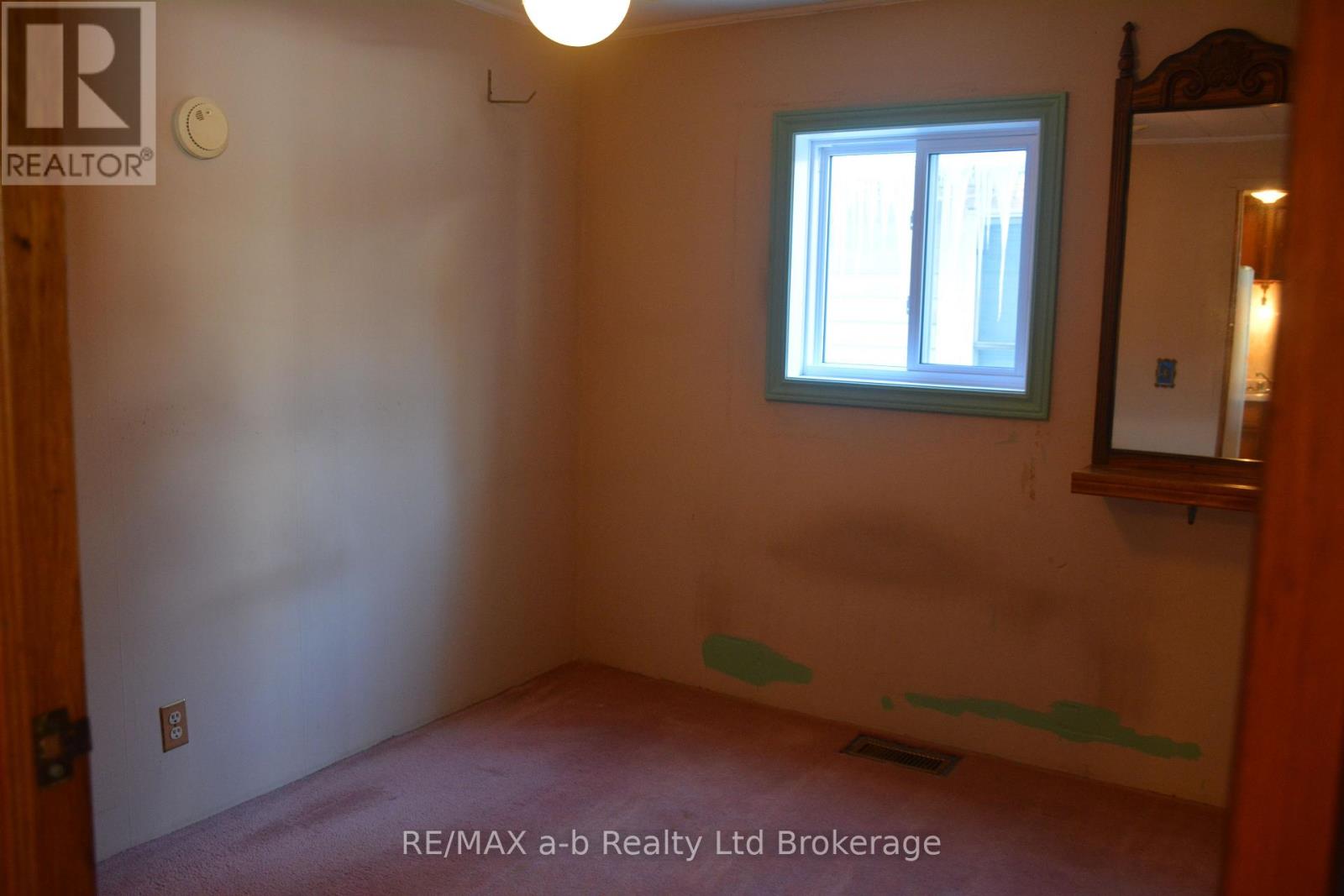 146 Whiting Street, Ingersoll, Ontario  N5C 3B3 - Photo 18 - X12768778