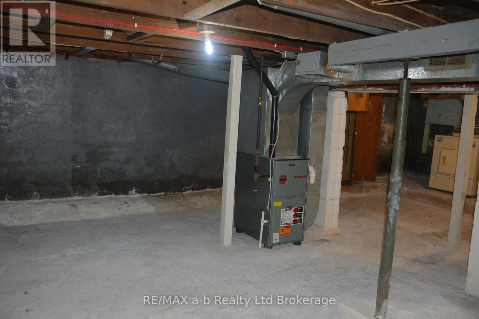 146 Whiting Street, Ingersoll, Ontario  N5C 3B3 - Photo 23 - X12768778