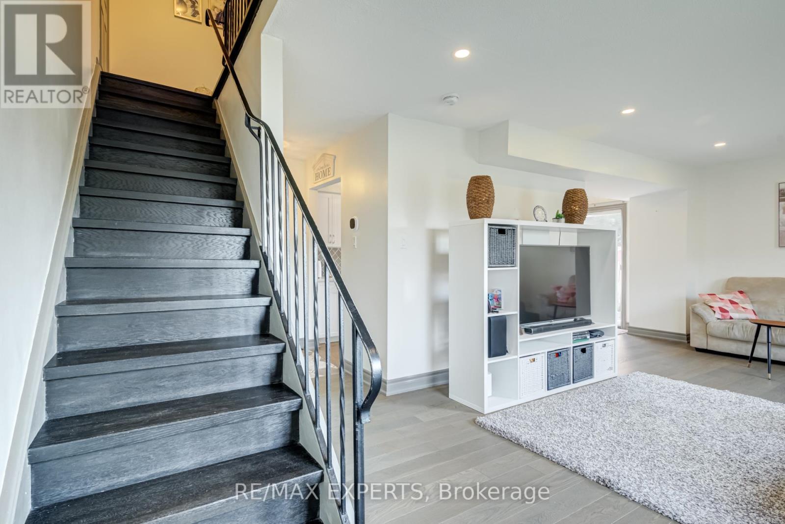 J - 766 Walter Street, Cambridge, Ontario  N3H 4P3 - Photo 11 - X13044392