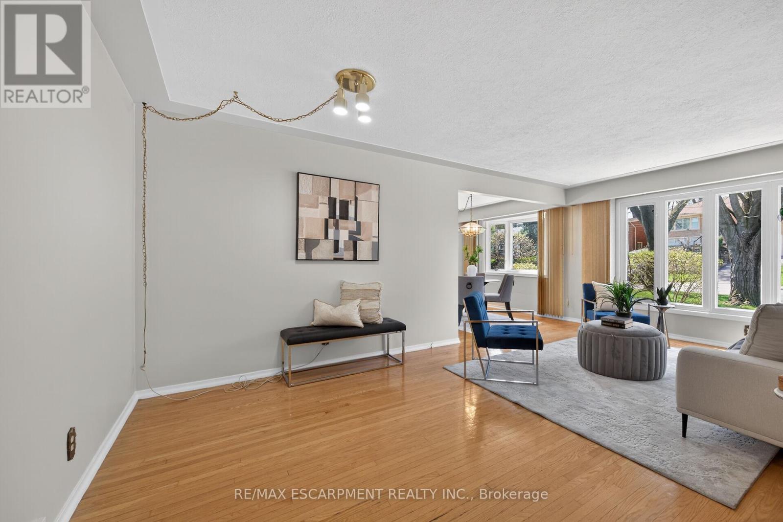 42 Holbrook Road, Hamilton, Ontario  L9C 2H2 - Photo 10 - X13044446