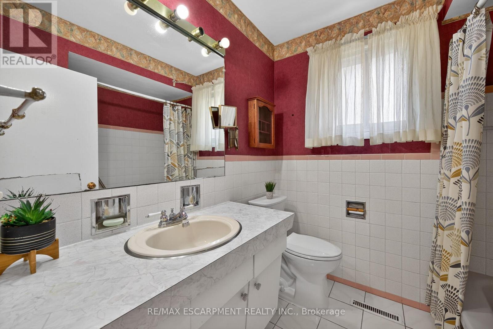 42 Holbrook Road, Hamilton, Ontario  L9C 2H2 - Photo 25 - X13044446