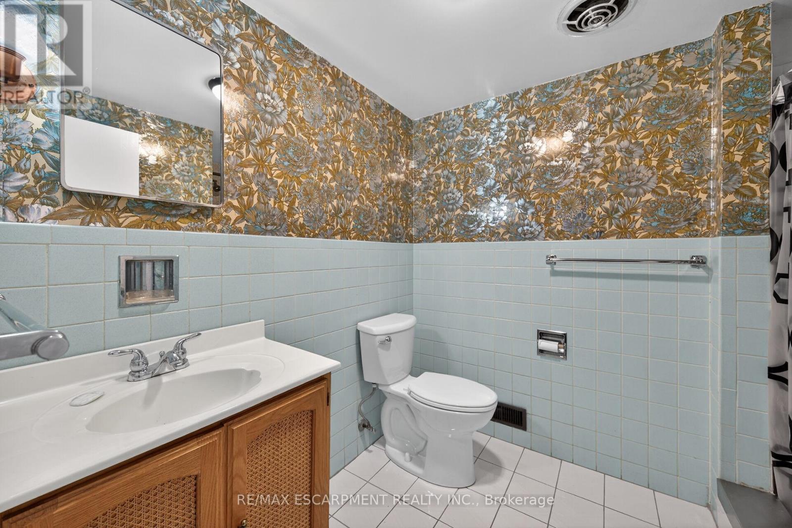 42 Holbrook Road, Hamilton, Ontario  L9C 2H2 - Photo 30 - X13044446