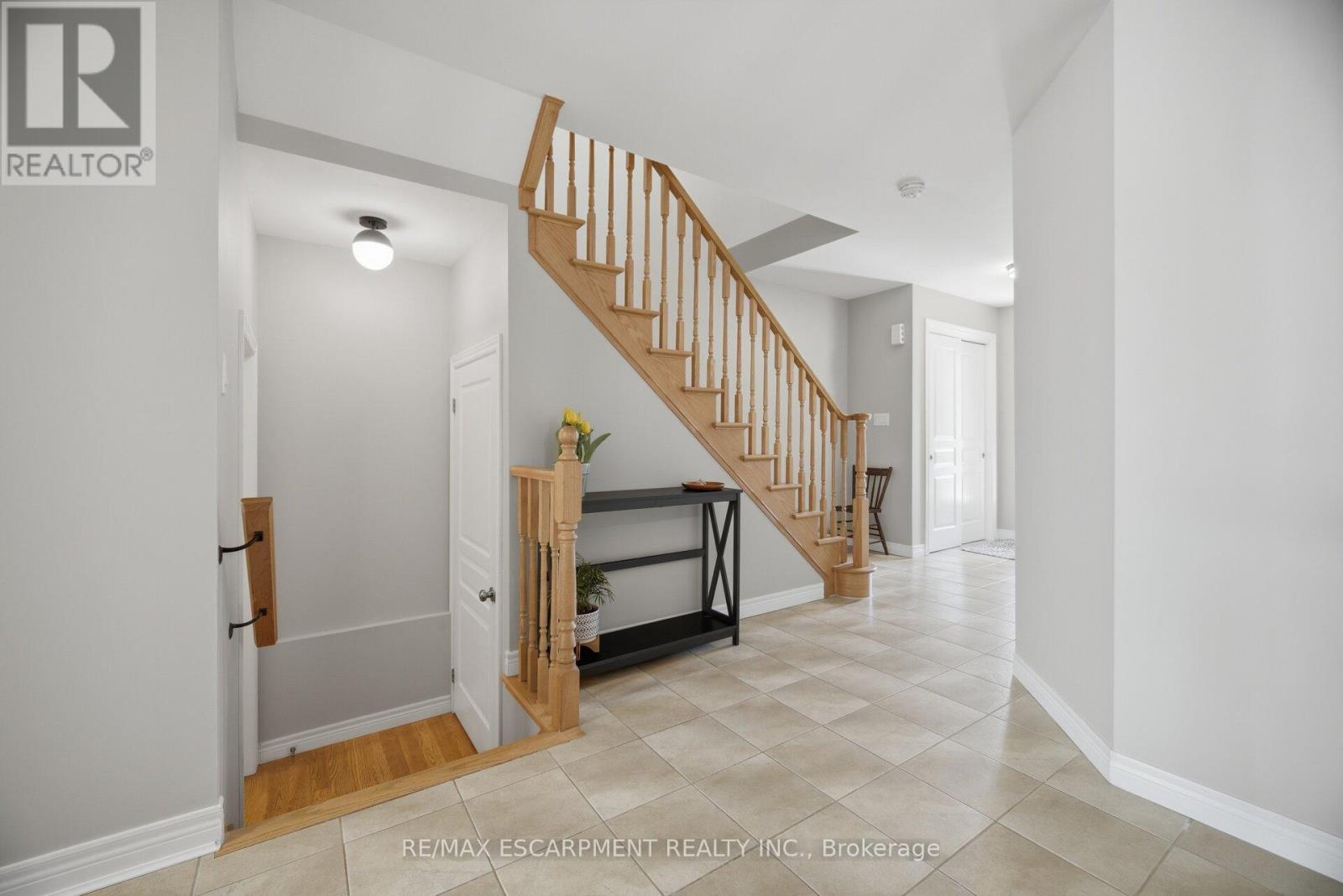 92 Celestial Crescent, Hamilton, Ontario  L0R 1P0 - Photo 40 - X13044456