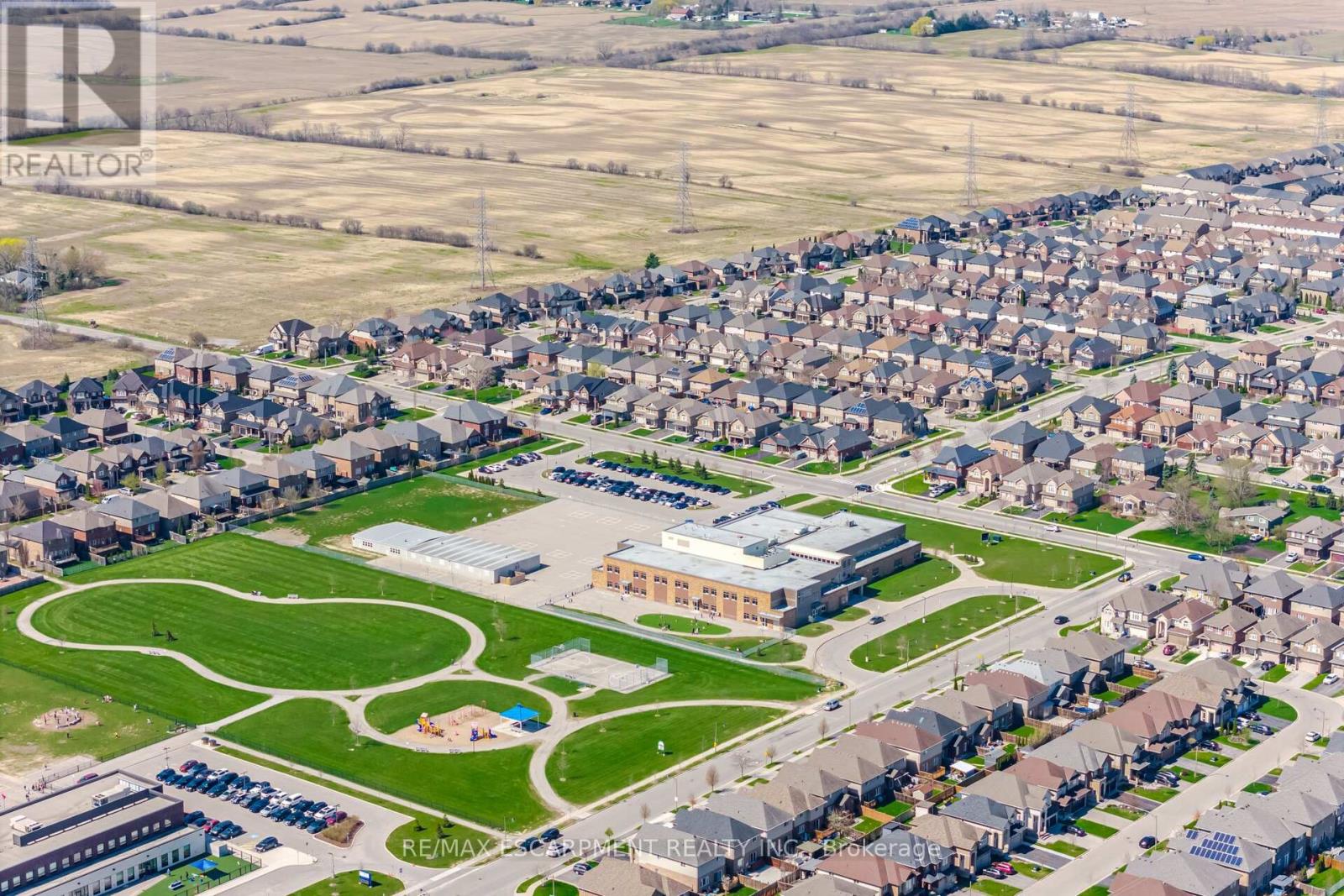 92 Celestial Crescent, Hamilton, Ontario  L0R 1P0 - Photo 47 - X13044456