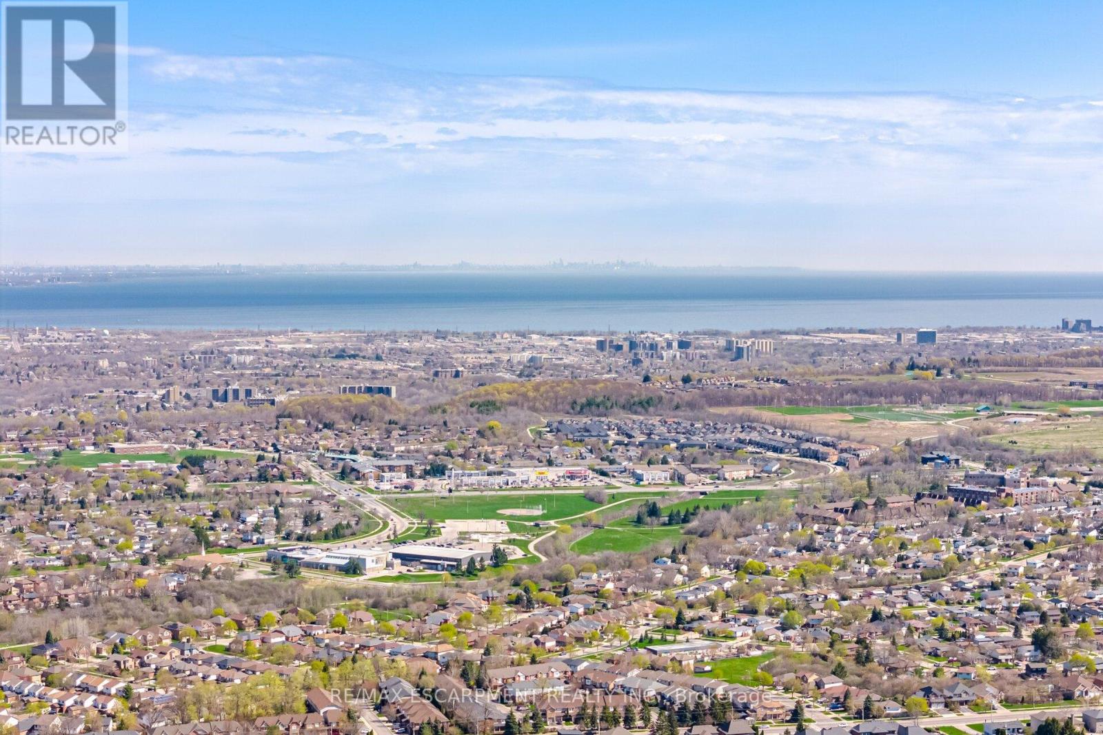 92 Celestial Crescent, Hamilton, Ontario  L0R 1P0 - Photo 49 - X13044456