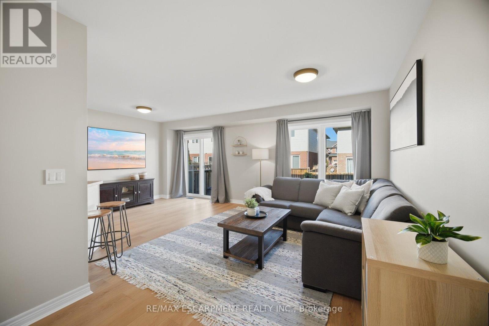 92 Celestial Crescent, Hamilton, Ontario  L0R 1P0 - Photo 9 - X13044456