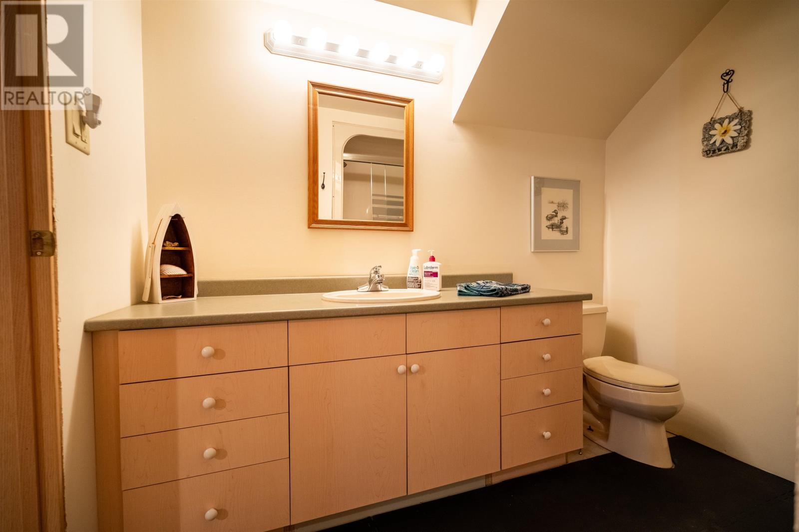 200 Penninsula Road, Lake Of The Woods, Ontario  P0X 1C0 - Photo 38 - TB2600775