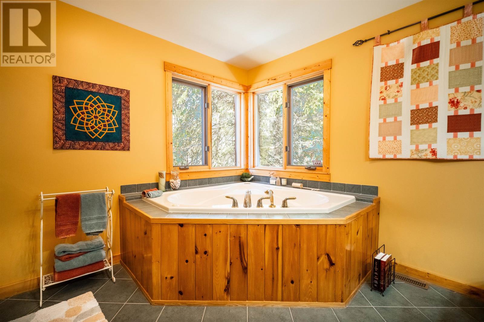 200 Penninsula Road, Lake Of The Woods, Ontario  P0X 1C0 - Photo 31 - TB2600776