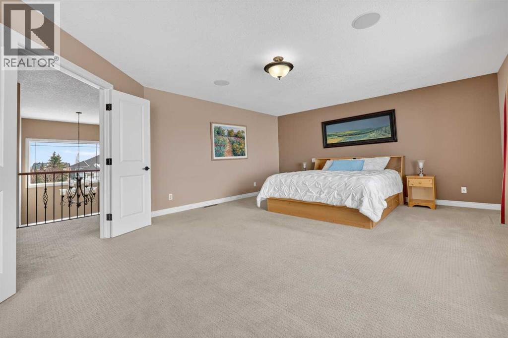 14 Cameron Close, Okotoks, Alberta  T1S 2E8 - Photo 18 - A2302565