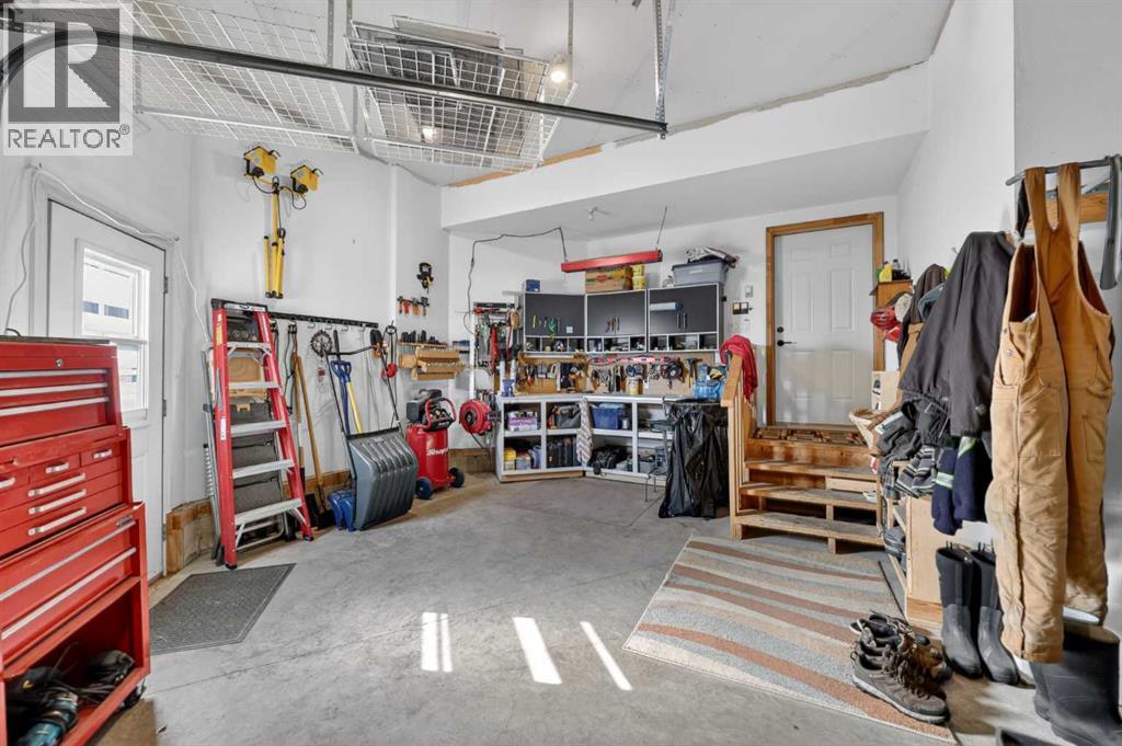 14 Cameron Close, Okotoks, Alberta  T1S 2E8 - Photo 42 - A2302565