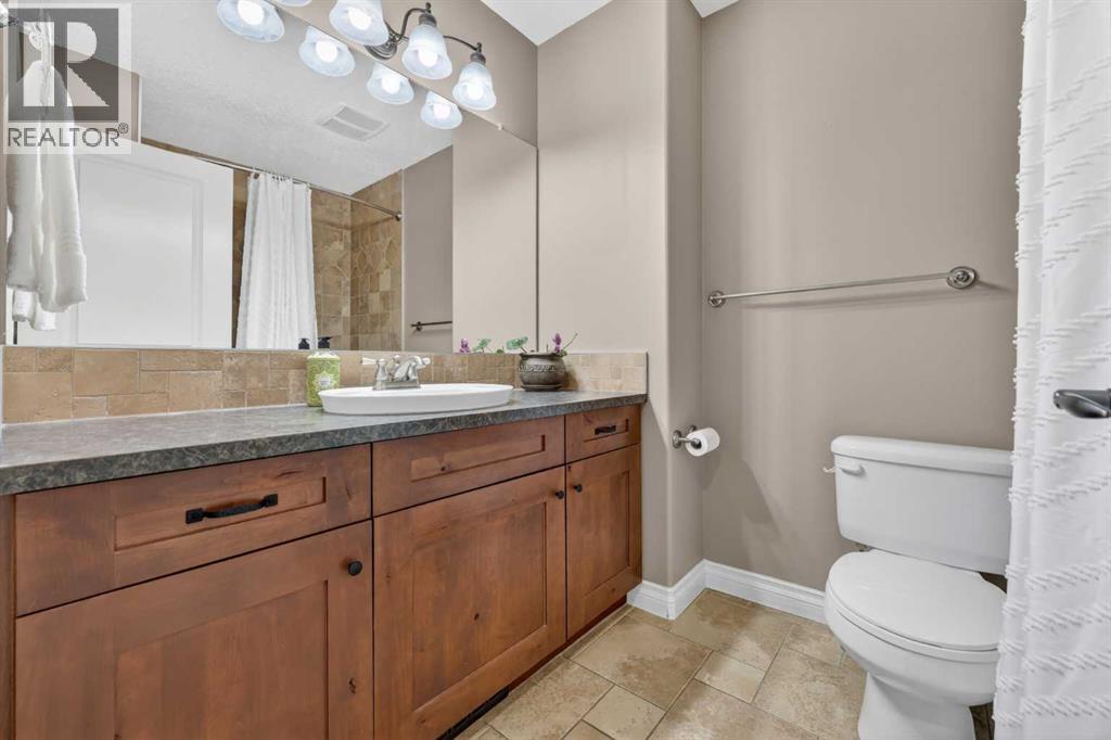 14 Cameron Close, Okotoks, Alberta  T1S 2E8 - Photo 26 - A2302565