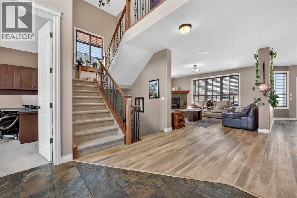 14 Cameron Close, Okotoks, Alberta  T1S 2E8 - Photo 16 - A2302565