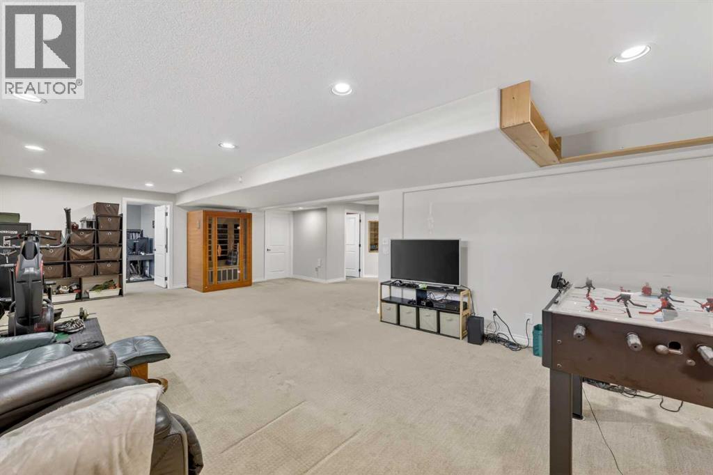 14 Cameron Close, Okotoks, Alberta  T1S 2E8 - Photo 33 - A2302565