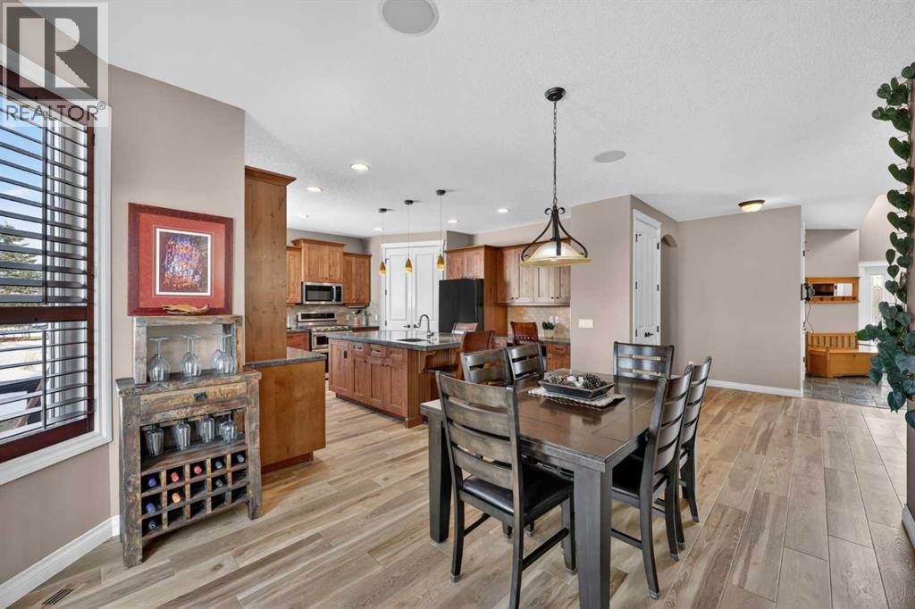 14 Cameron Close, Okotoks, Alberta  T1S 2E8 - Photo 12 - A2302565