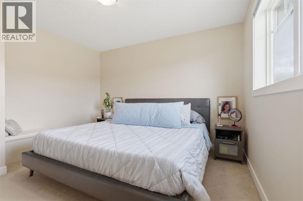 71 Cimarron Vista Gardens, Okotoks, Alberta  T1S 0G3 - Photo 19 - A2303911