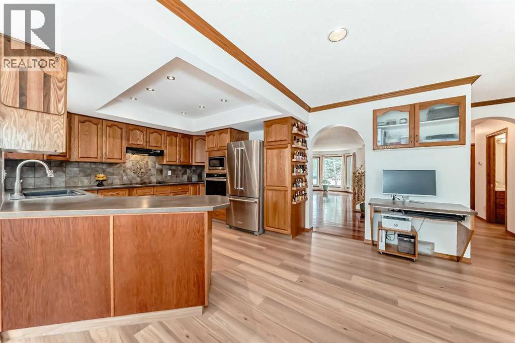 5 Woodmark Place SW, Calgary, Alberta  T2W 6A2 - Photo 17 - A2304368