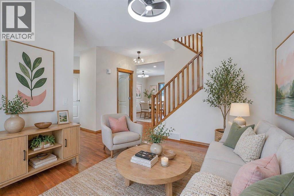 43 Elgin View SE, Calgary, Alberta  T2Z 4Z6 - Photo 5 - A2304846