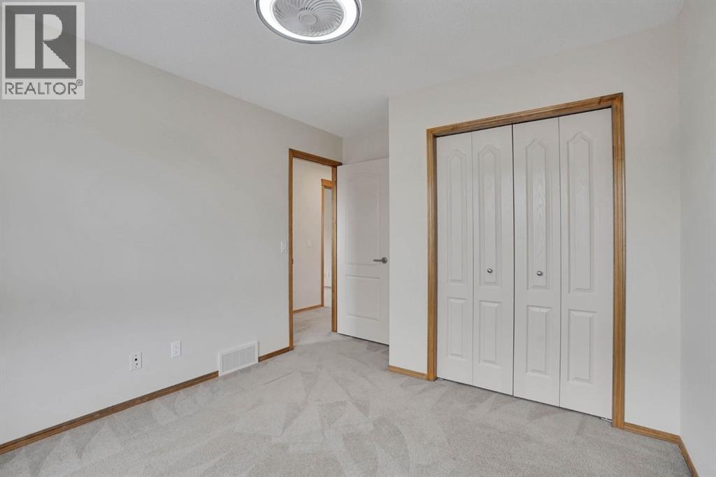 43 Elgin View SE, Calgary, Alberta  T2Z 4Z6 - Photo 29 - A2304846