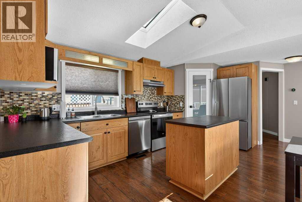 516, 3223 83 Street NW, Calgary, Alberta  T2B 5N7 - Photo 6 - A2305136