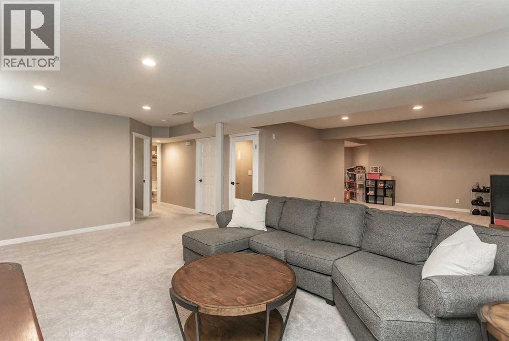 52 Archibald Crescent, Red Deer, Alberta  T4R 2X4 - Photo 22 - A2302649