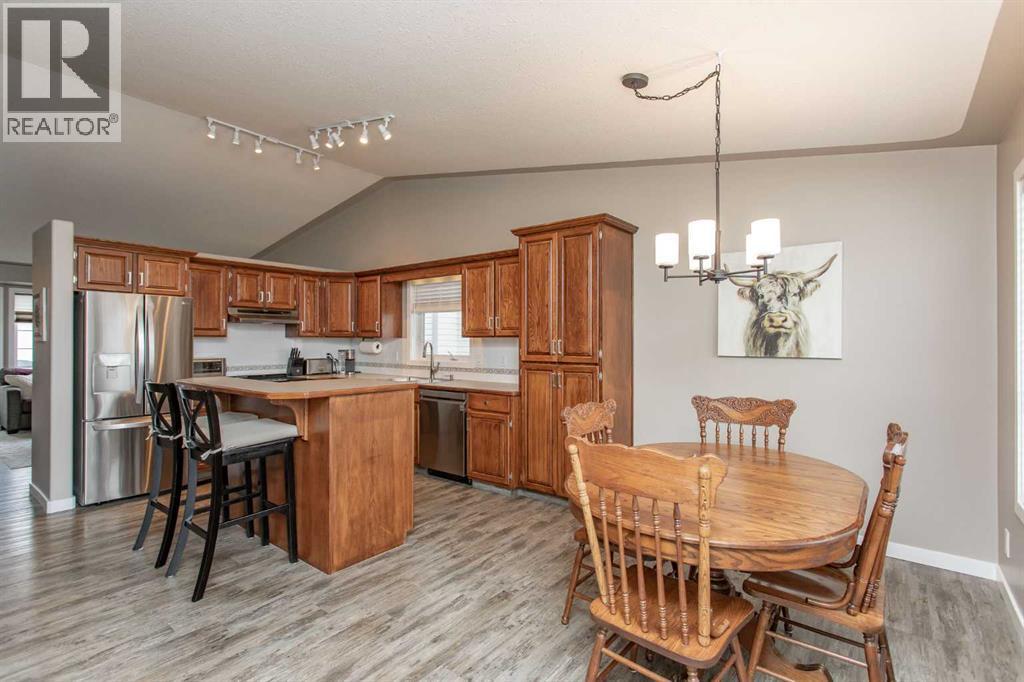 52 Archibald Crescent, Red Deer, Alberta  T4R 2X4 - Photo 12 - A2302649