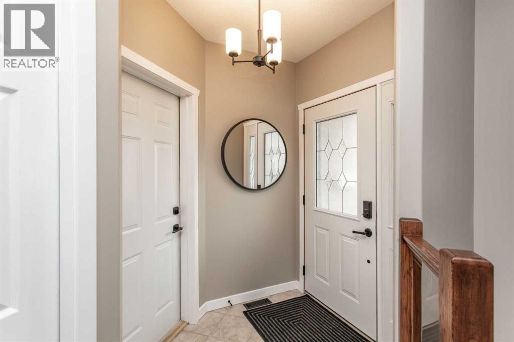 52 Archibald Crescent, Red Deer, Alberta  T4R 2X4 - Photo 2 - A2302649