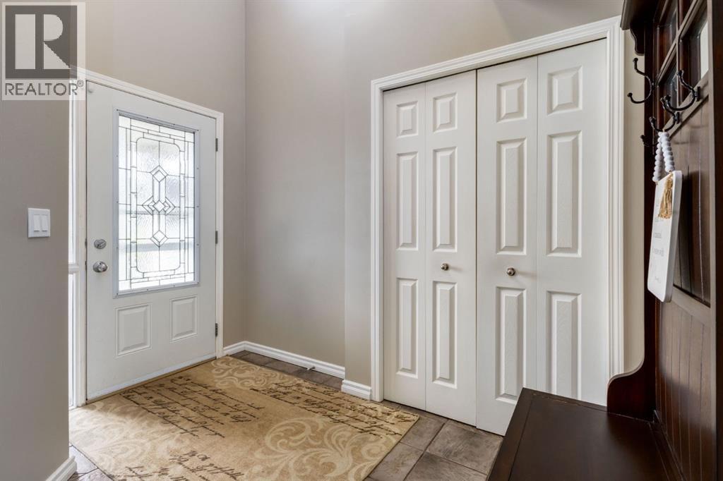 433 Bayside Place SW, Airdrie, Alberta  T4B 2X5 - Photo 2 - A2302524