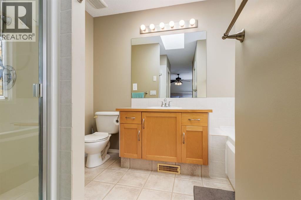 433 Bayside Place SW, Airdrie, Alberta  T4B 2X5 - Photo 23 - A2302524