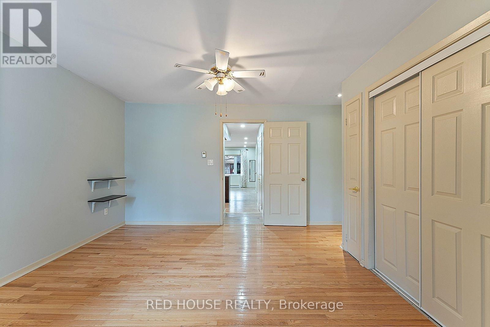 Main - 37 Connaught Avenue, Toronto, Ontario  M4L 2V8 - Photo 25 - E12887728