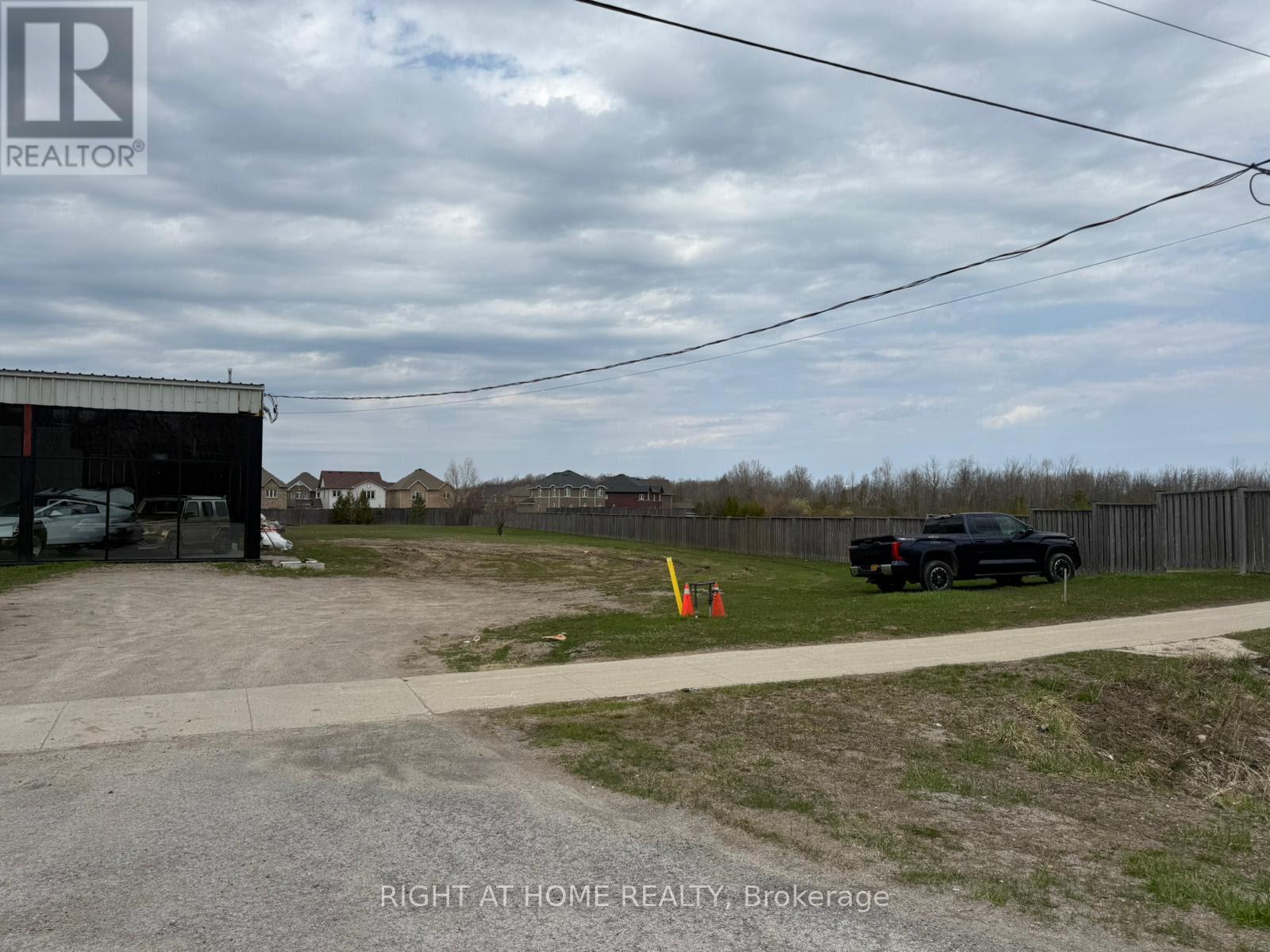 4988 Baseline Road, Georgina, Ontario  L0E 1R0 - Photo 7 - N13044526