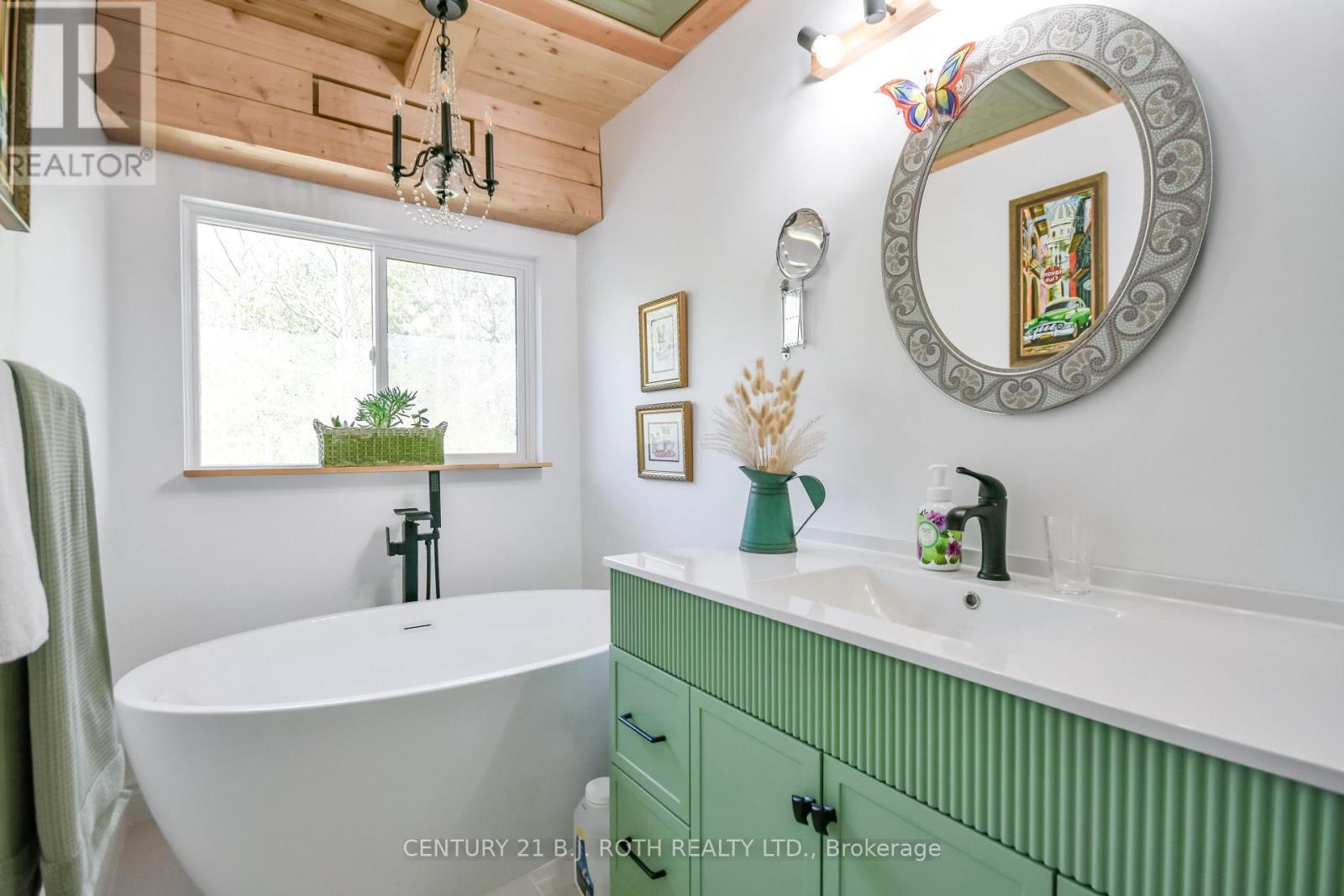 172 Albin Road, Tay, Ontario  L0K 2C0 - Photo 22 - S13044518