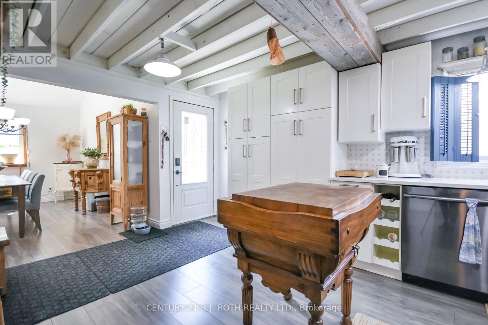 172 Albin Road, Tay, Ontario  L0K 2C0 - Photo 3 - S13044518