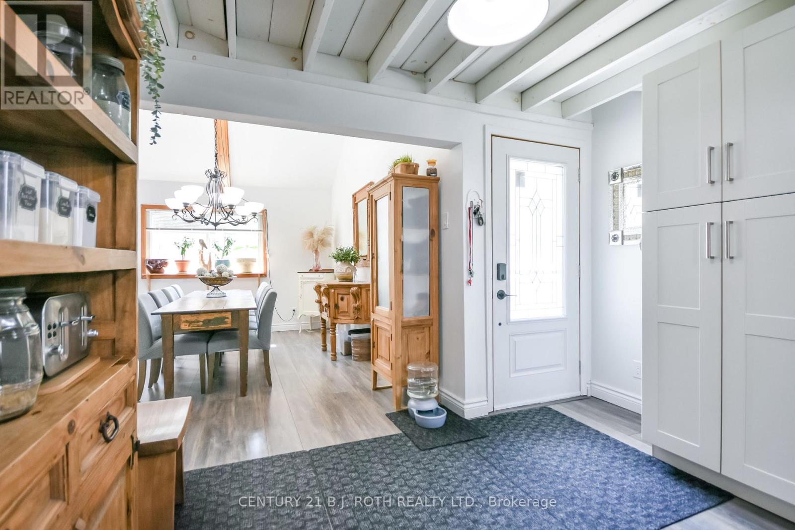 172 Albin Road, Tay, Ontario  L0K 2C0 - Photo 5 - S13044518