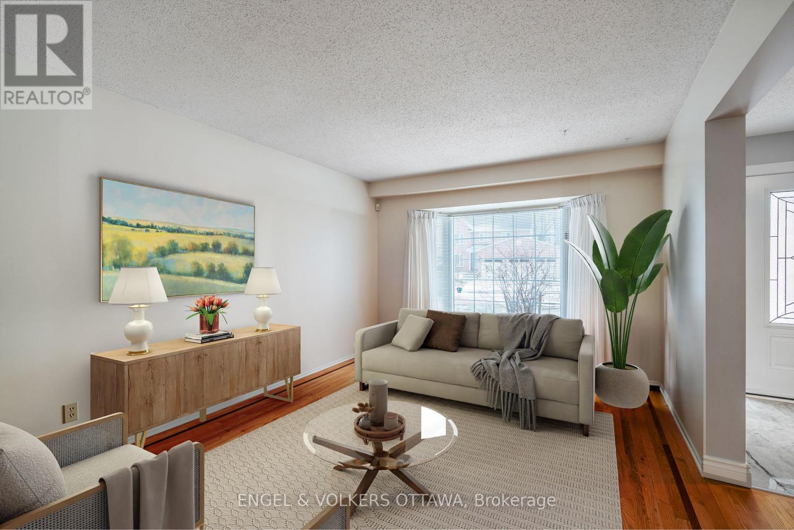 3 Balding Crescent, Ottawa, Ontario  K2K 2L4 - Photo 3 - X12980156