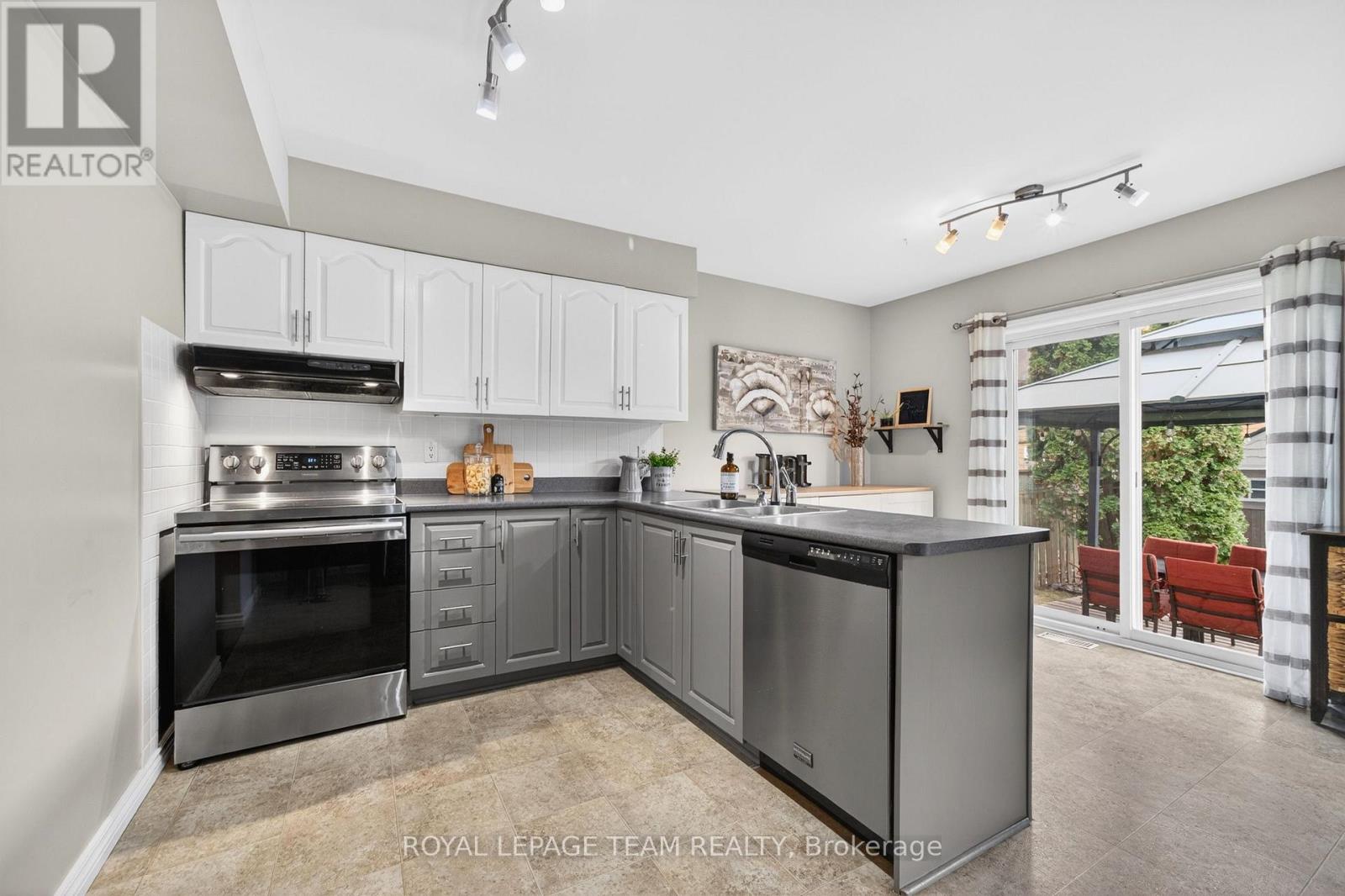 23 Inwood Drive, Ottawa, Ontario  K2M 1Z6 - Photo 18 - X13042168