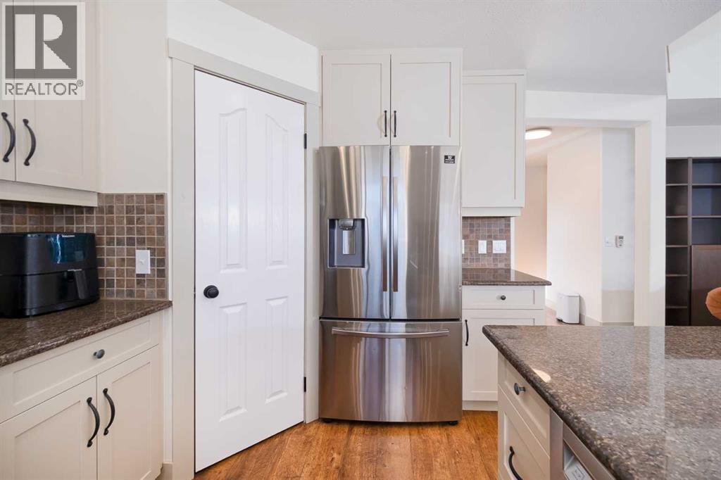 203 Cambridge Bay, Strathmore, Alberta  T1P 1R9 - Photo 12 - A2301033