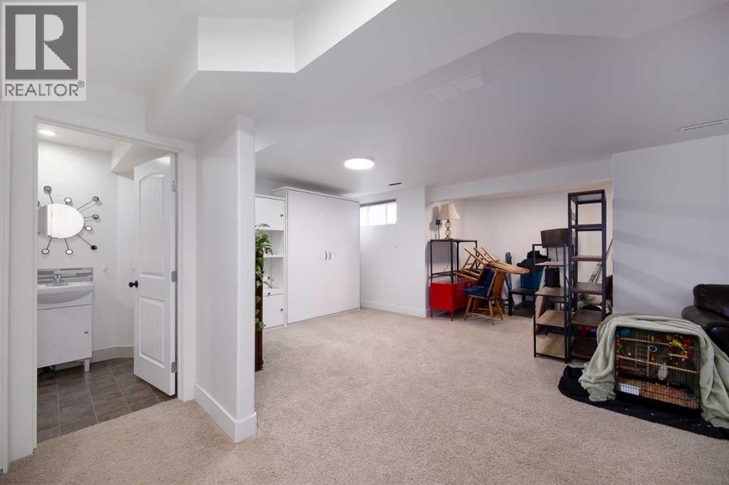 203 Cambridge Bay, Strathmore, Alberta  T1P 1R9 - Photo 34 - A2301033