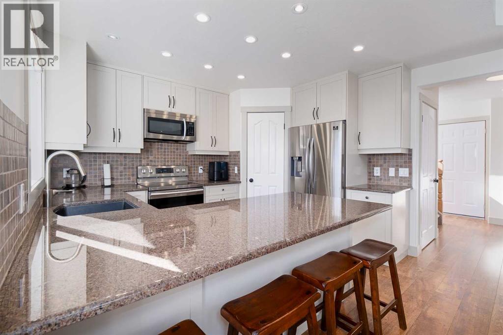 203 Cambridge Bay, Strathmore, Alberta  T1P 1R9 - Photo 9 - A2301033