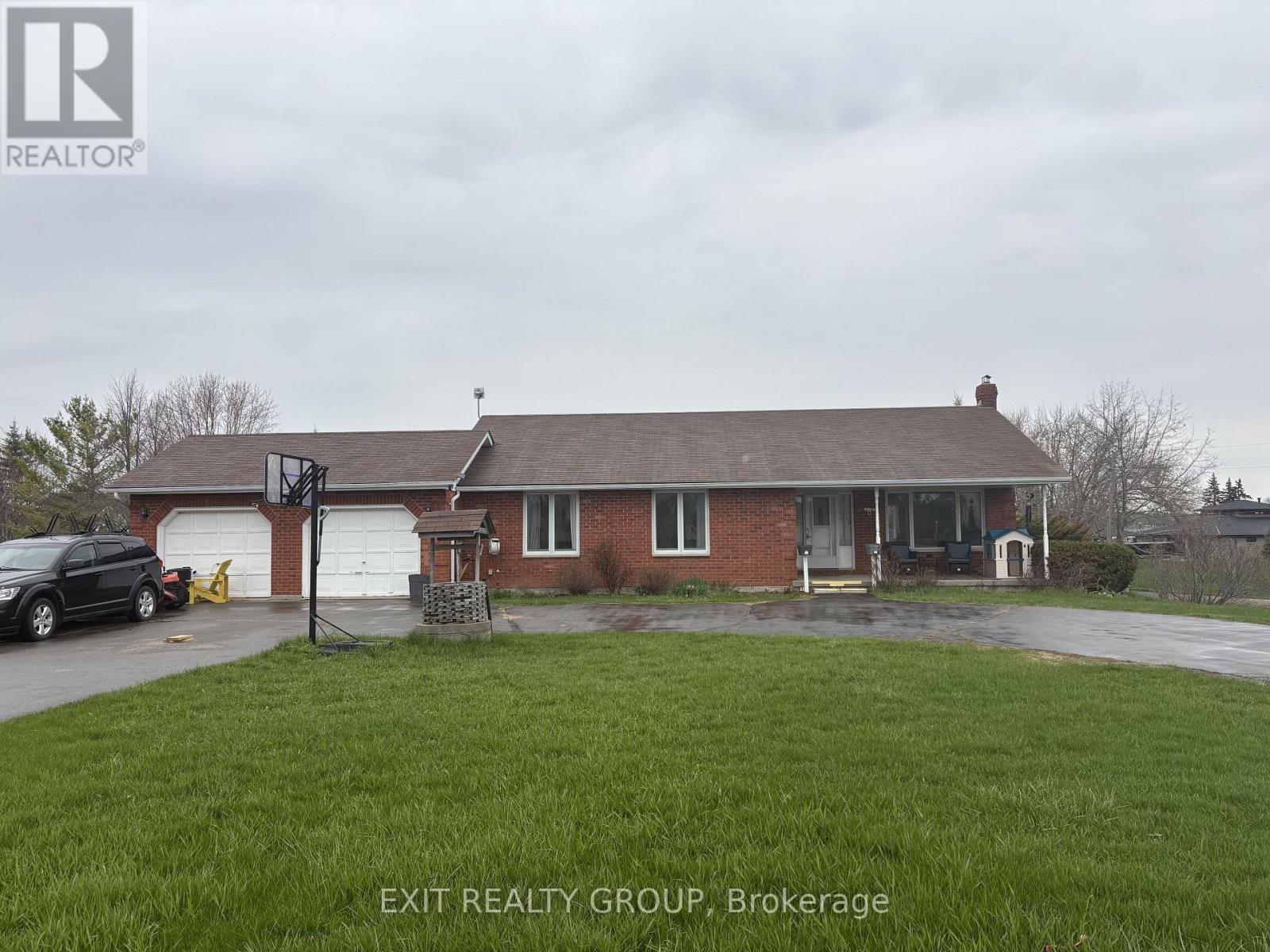 1162 COUNTY RD 3, Prince Edward County, Ontario
