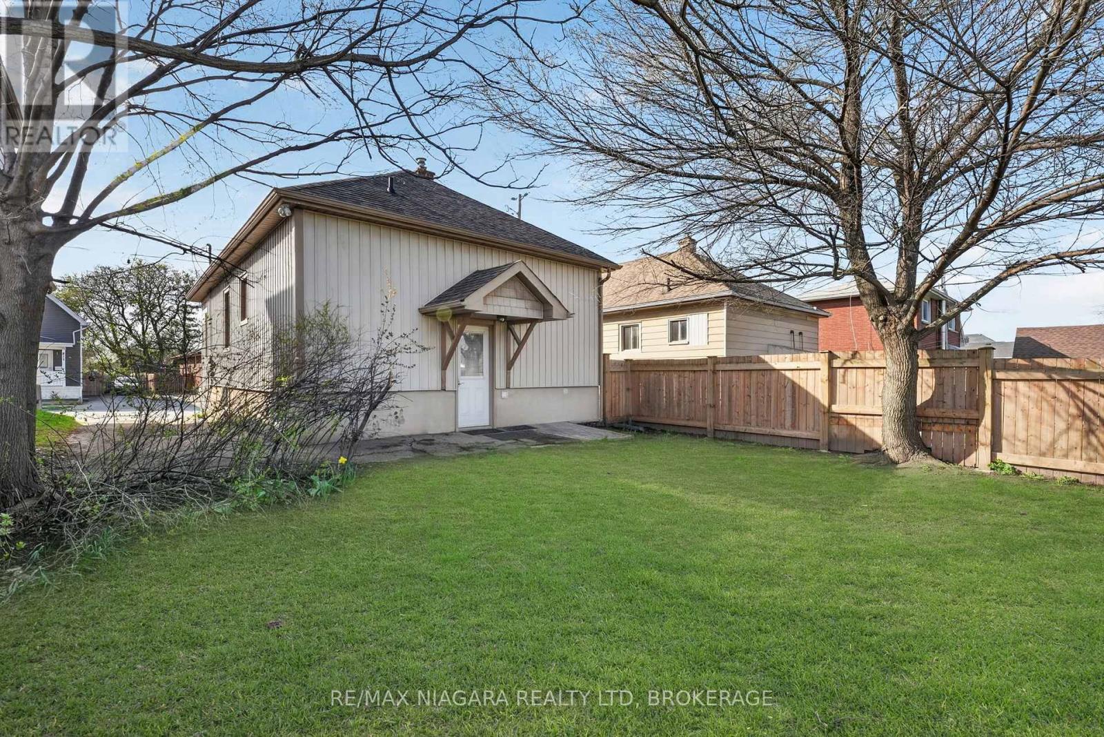 214 Niagara Street, St. Catharines, Ontario  L2M 4V4 - Photo 35 - X13027020