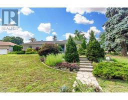 1996 CEDAR LANE TERRACE, Ottawa, Ontario