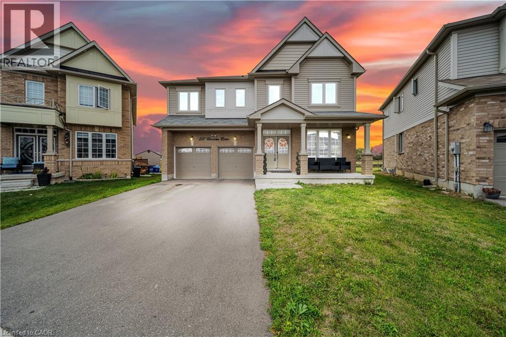 237 KINSMAN Drive, Binbrook, Ontario